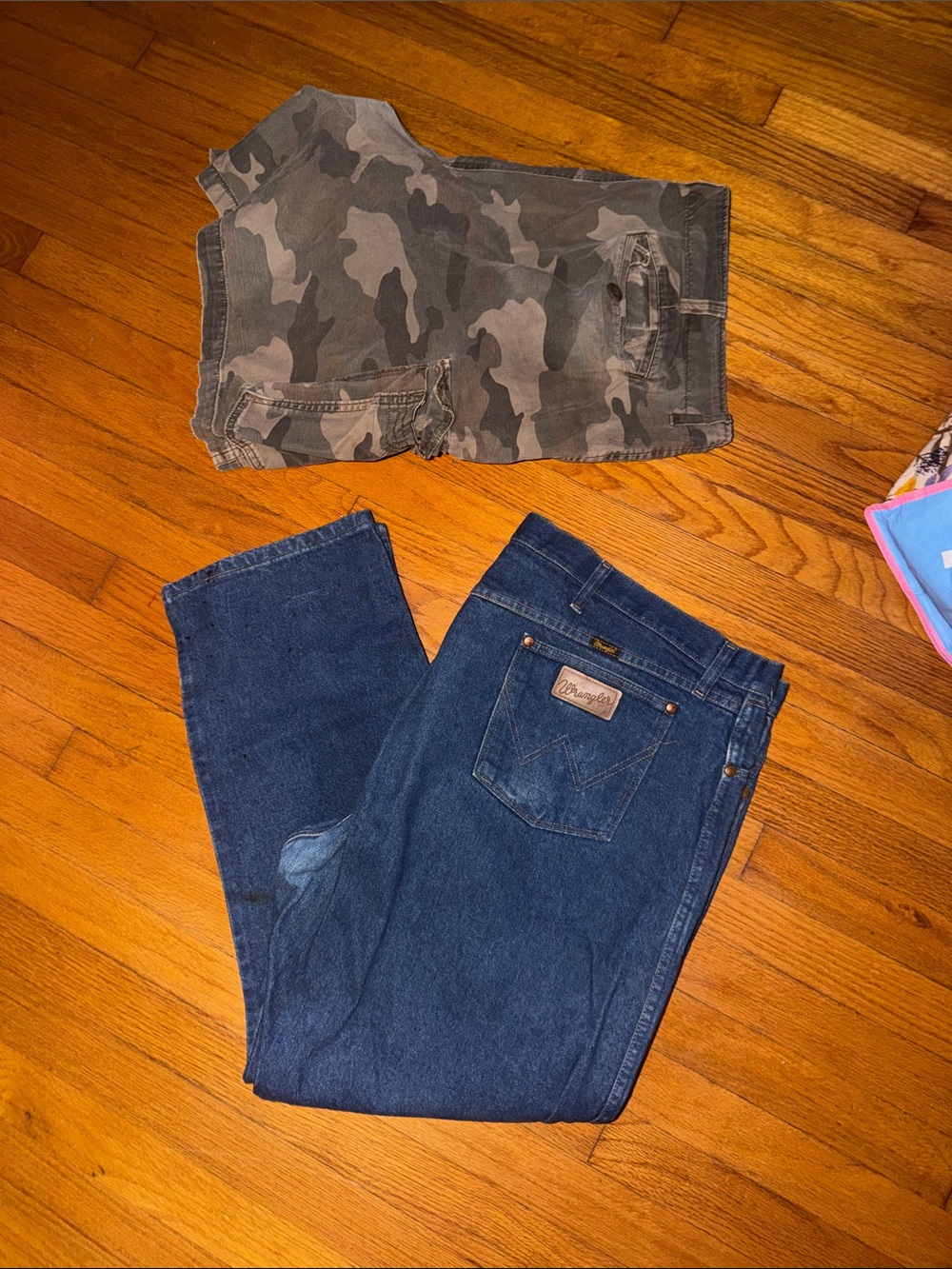 Wrangler Blue Denim Jeans 46x30 and Camouflage shorts size 46